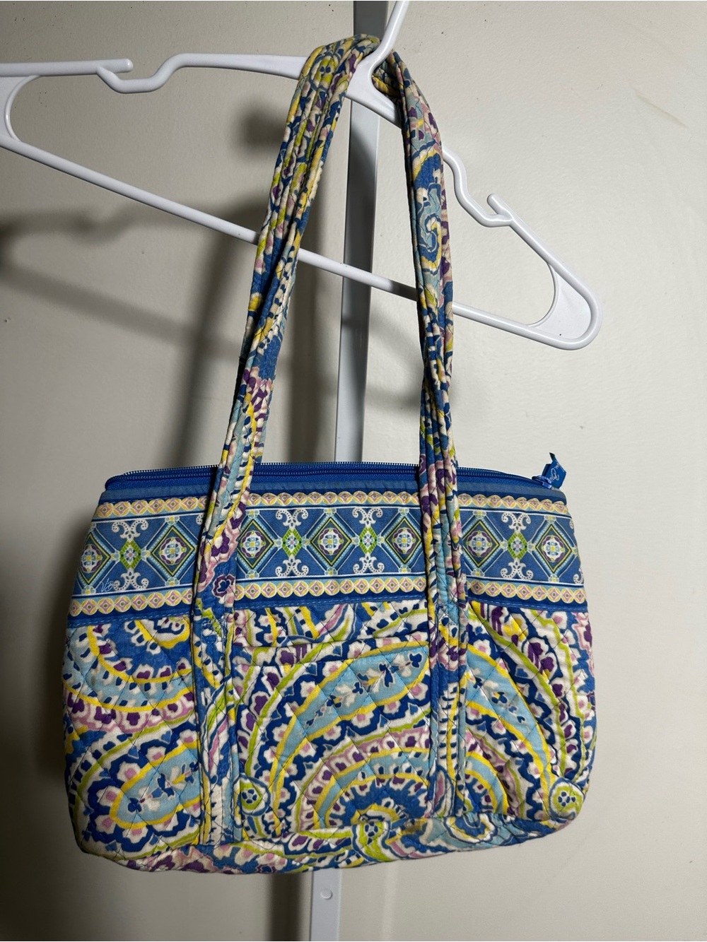 Vera Bradley Retired Print Capri Blue Paisley ShoulderTote Bag